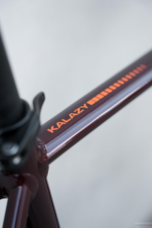 Gravel bicycle RIDLEY KALAZY - Claris 2x8s - kolor KEC-01Bs (Bourgogne Red Metallic-Orange)