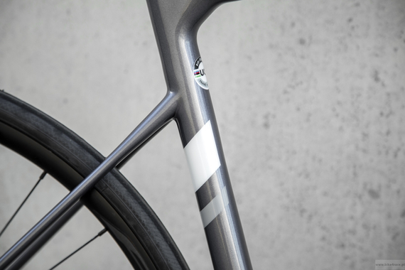 Road bicycle RIDLEY FENIX DISC - 105 Di2 2x12s - color FEN-01As (Arctic Grey Metallic-White- Battleship Grey)