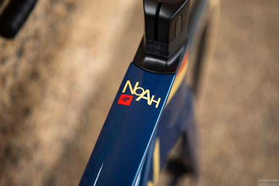 Road frameset RIDLEY NOAH DISC - color NHD-01As (Deep Dark Blue-Red-Beige)