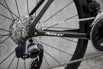 Rower szosowy RIDLEY NOAH FAST DISC - 105 Di2 2x12s - kolor NFD-03Bs (Black Metallic-Empress Grey Metallic-Pale Slate Grey)