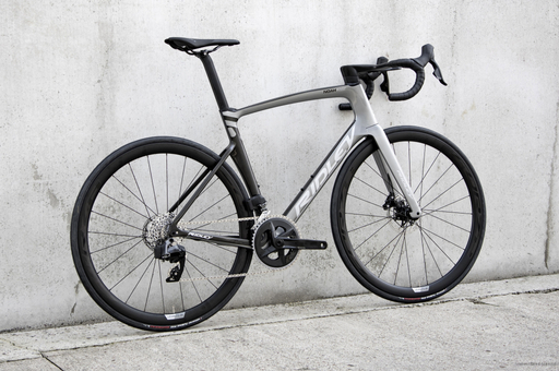 Rower szosowy RIDLEY NOAH FAST DISC - 105 Di2 2x12s - kolor NFD-03Bs (Black Metallic-Empress Grey Metallic-Pale Slate Grey)